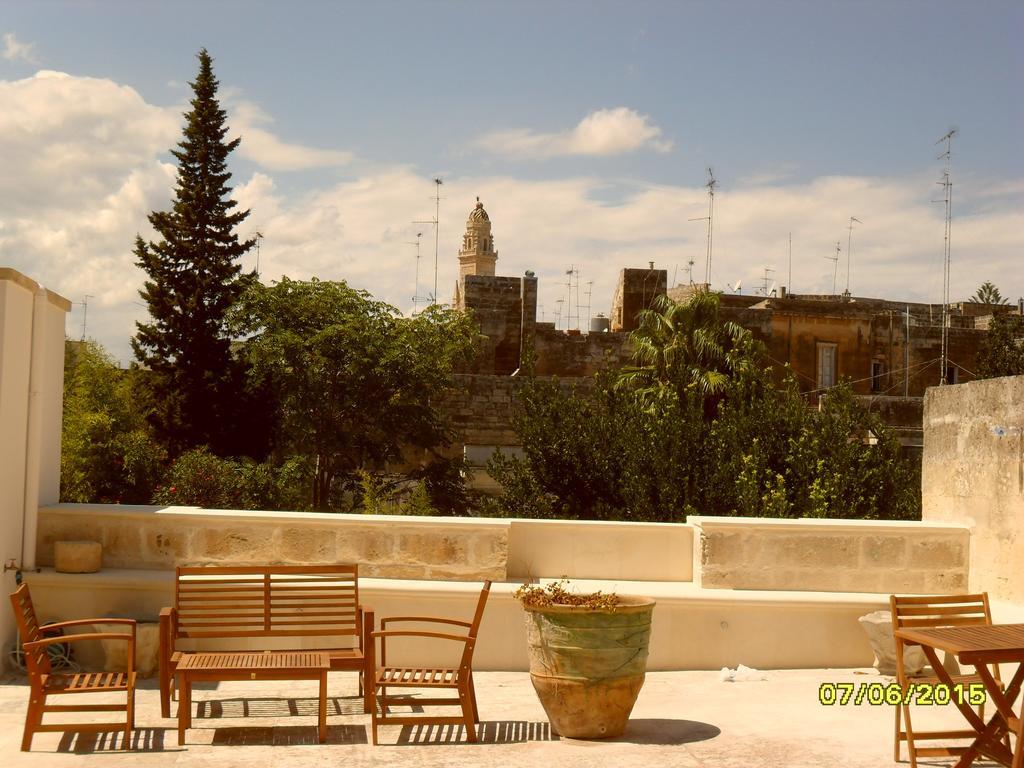 ليتشي B&B La Casa Gialla الغرفة الصورة