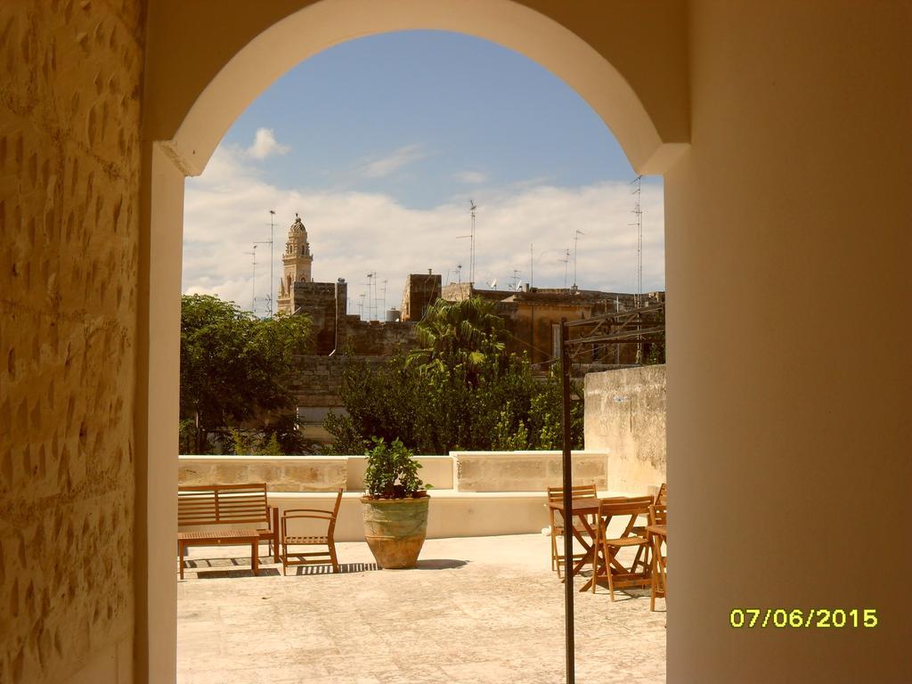 ليتشي B&B La Casa Gialla المظهر الخارجي الصورة