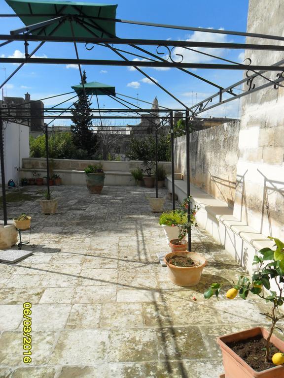 ليتشي B&B La Casa Gialla المظهر الخارجي الصورة